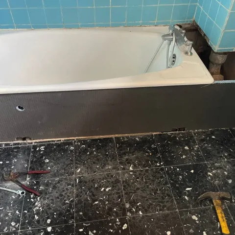 Peinture anti-humidité pour plafond de salle de bain